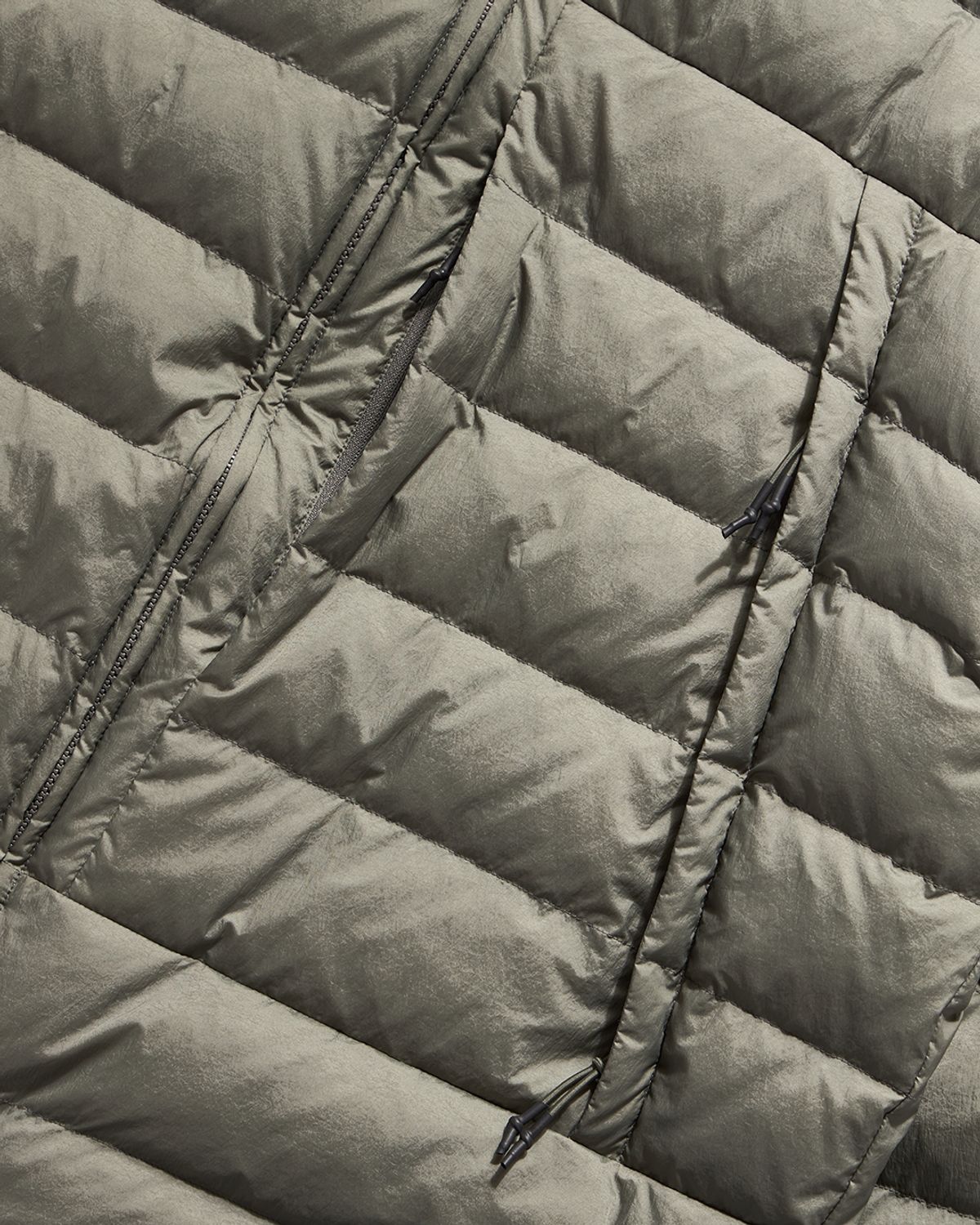 언어펙티드 에센셜(UNAFFECTED ESSENTIAL) MP LIGHT DOWN JUMPER / SAGE GREEN
