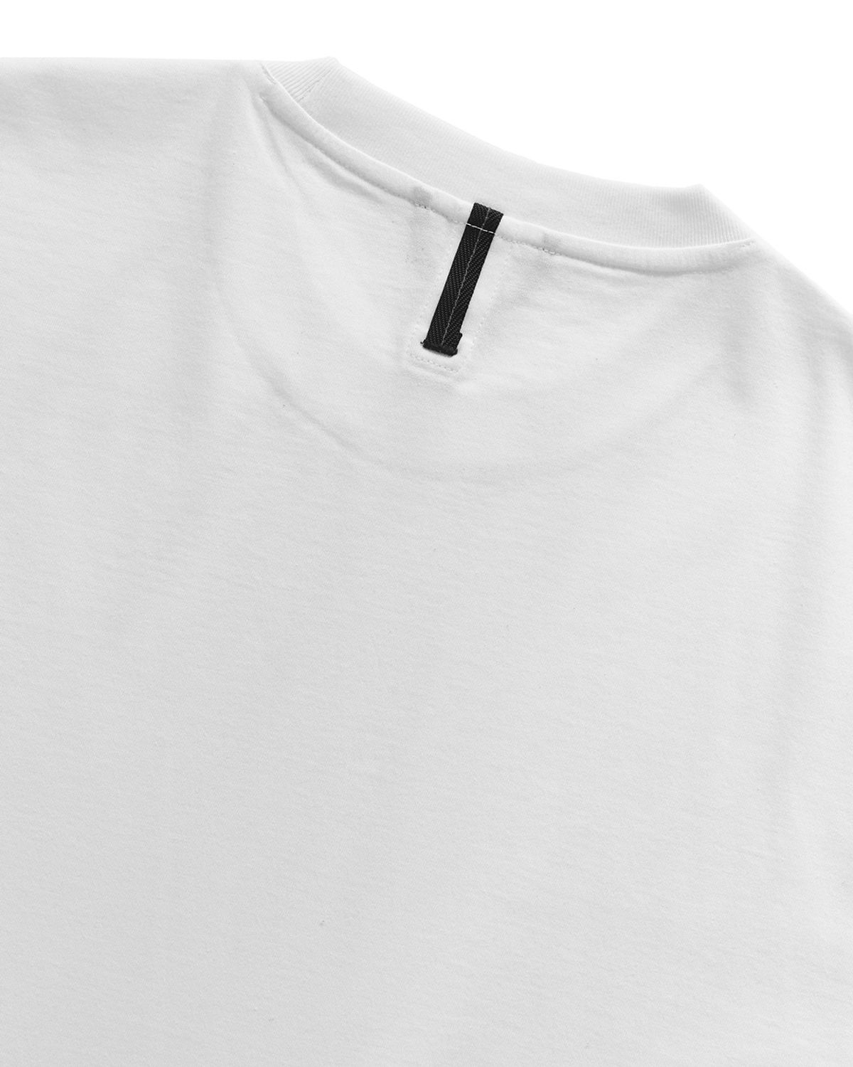 언어펙티드 에센셜(UNAFFECTED ESSENTIAL) EASY COMFORT T-SHIRT / OFF WHITE