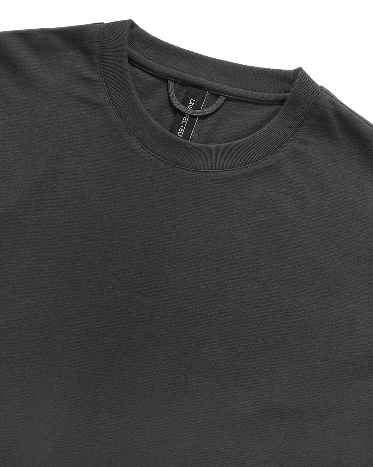 언어펙티드 에센셜(UNAFFECTED ESSENTIAL) EASY COMFORT T-SHIRT / CHARCOAL