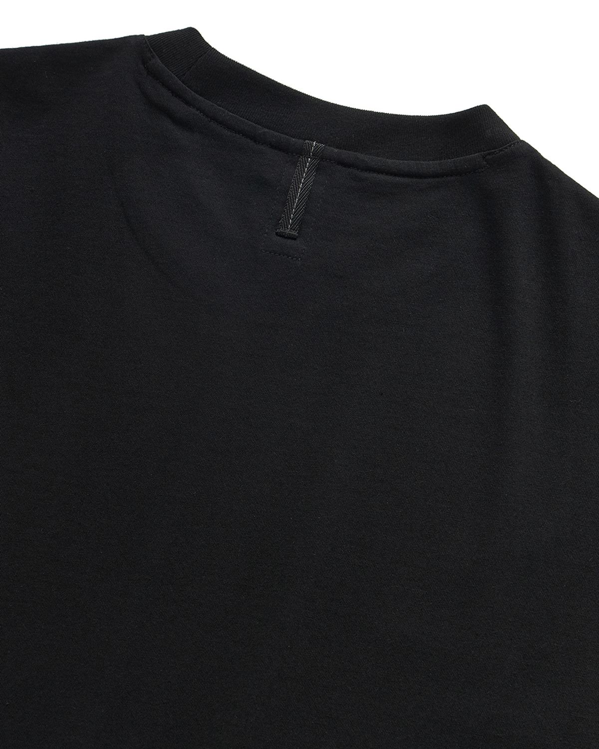 언어펙티드 에센셜(UNAFFECTED ESSENTIAL) EASY COMFORT T-SHIRT / BLACK