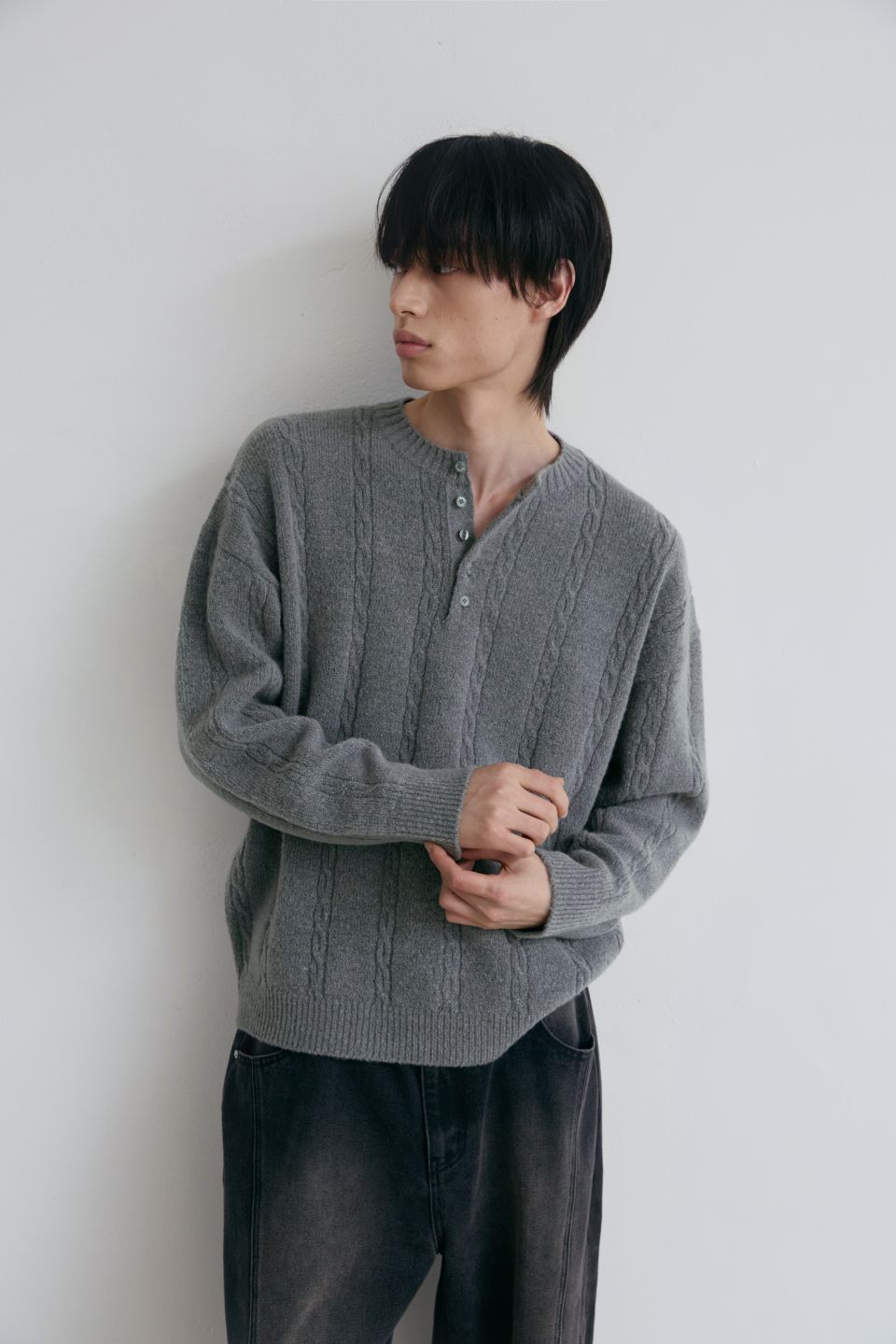 MUSINSA公式 | NODU ソフトヘンリーネックラウンド長袖ニット[グレー]