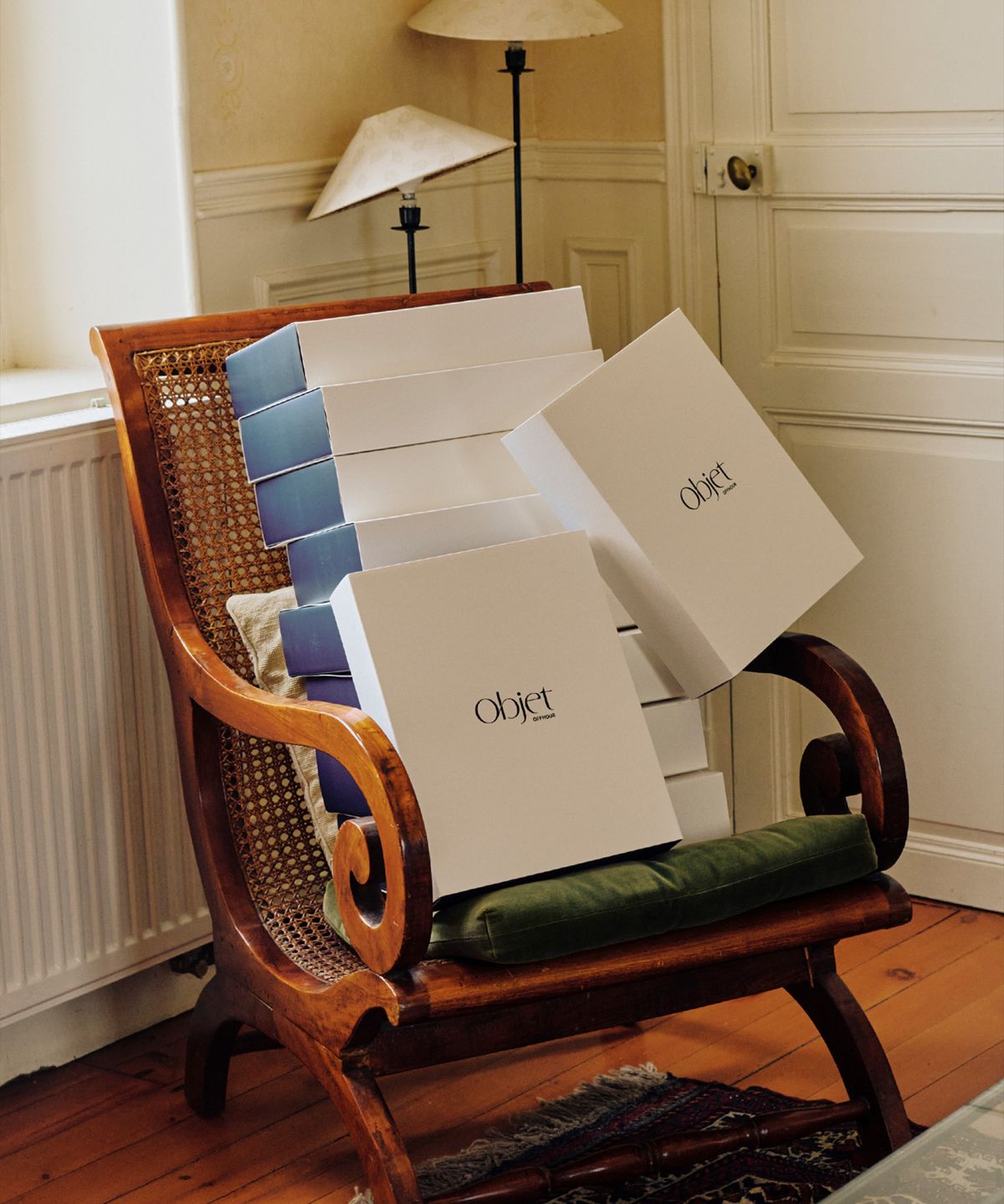 오프아워 오브제(OFFHOUR OBJET) 아모린 베이 긴팔 잠옷 세트