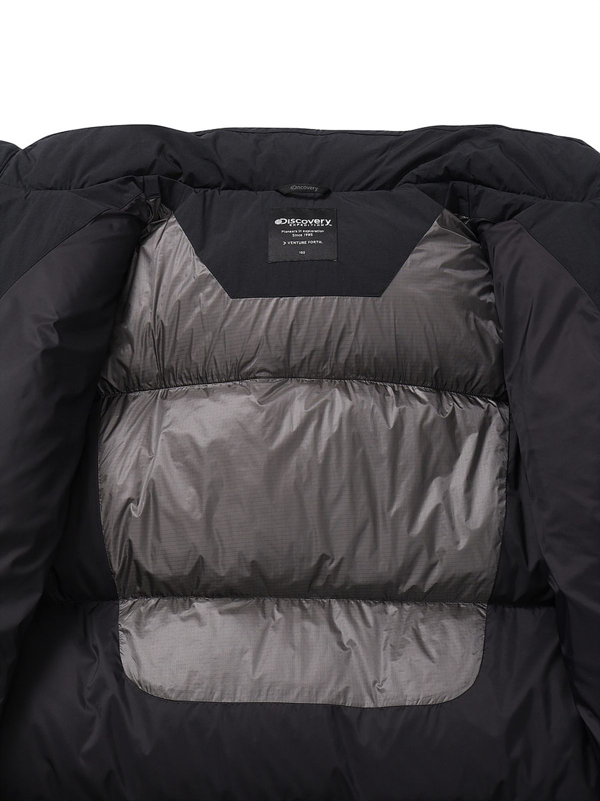 디스커버리 익스페디션(DISCOVERY EXPEDITION) 유니 반슬리 다운 숏패딩 (L/BLACK)