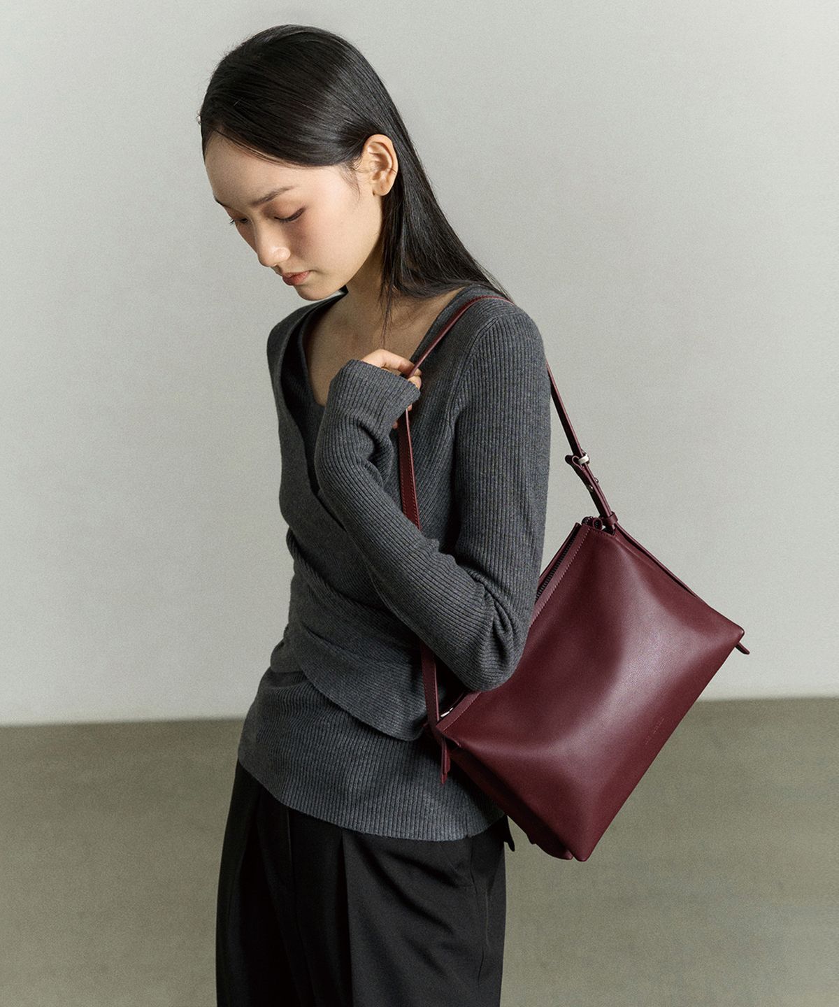 리이(RE RHEE) TRIO LEATHER BAG BURGUNDY