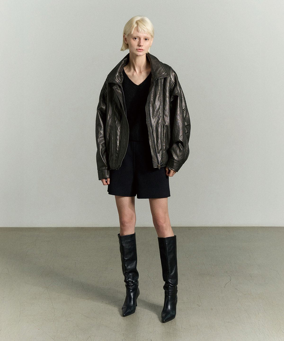 리이(RE RHEE) LAYERD COLLAR FAUX LEATHER JACKET