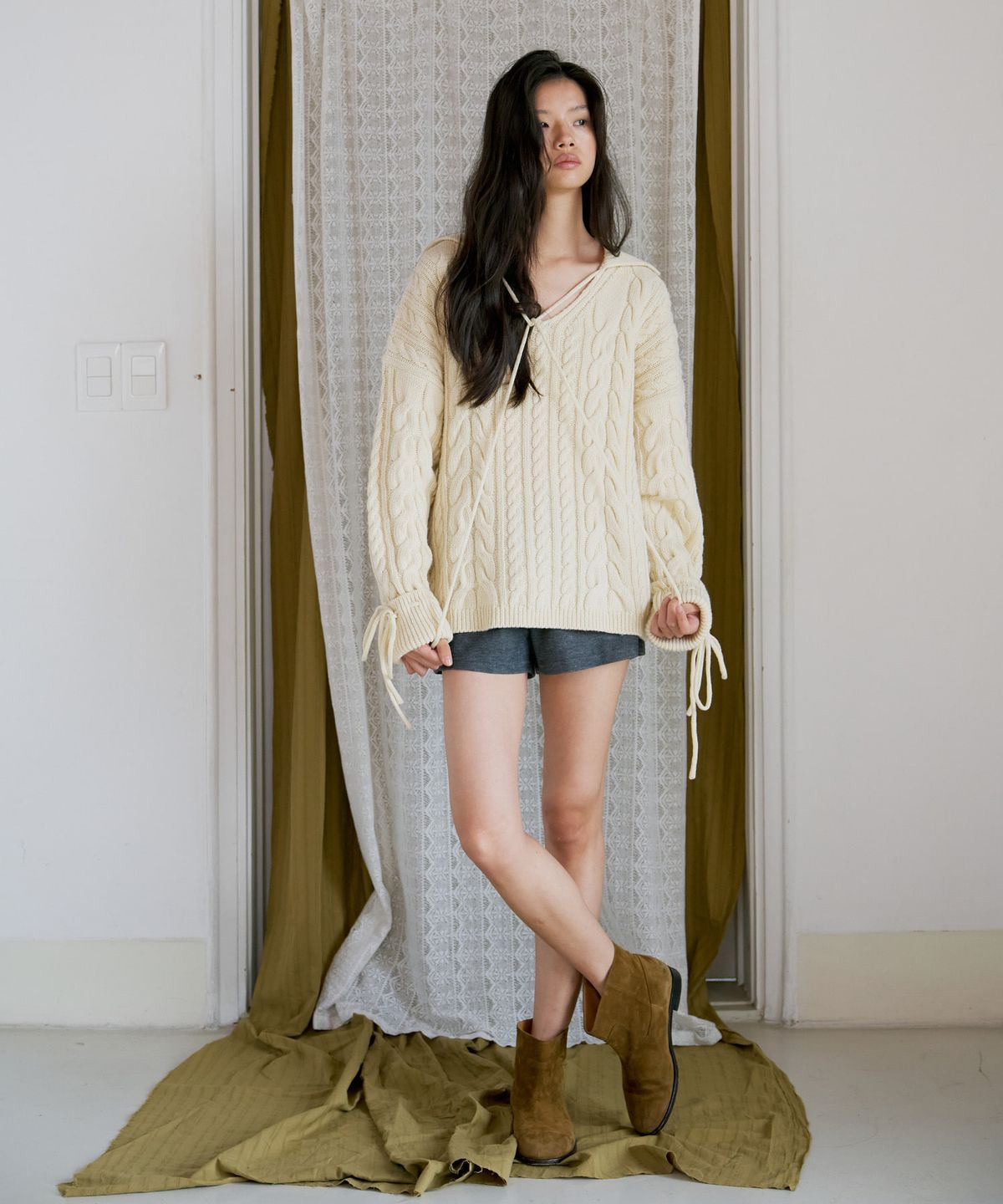 포에트서울(POETSEOUL) cable collar knit_ivory