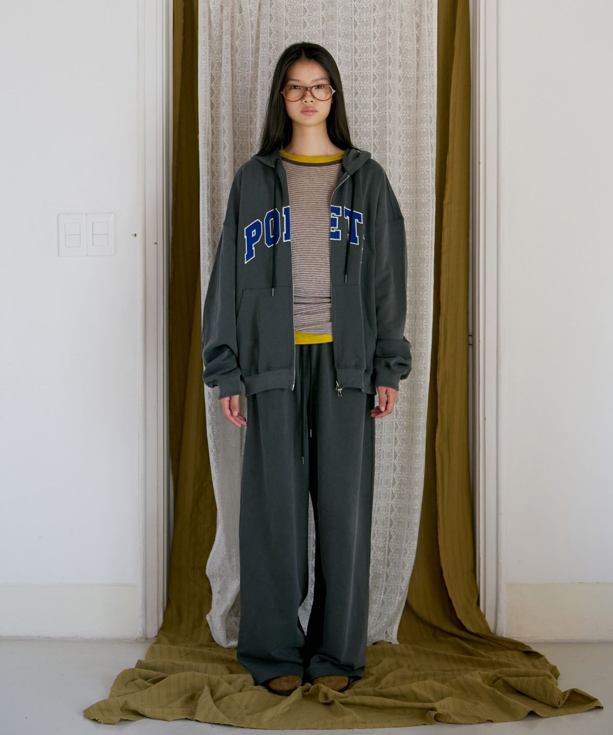 포에트서울(POETSEOUL) wide sweat pants_dark gray
