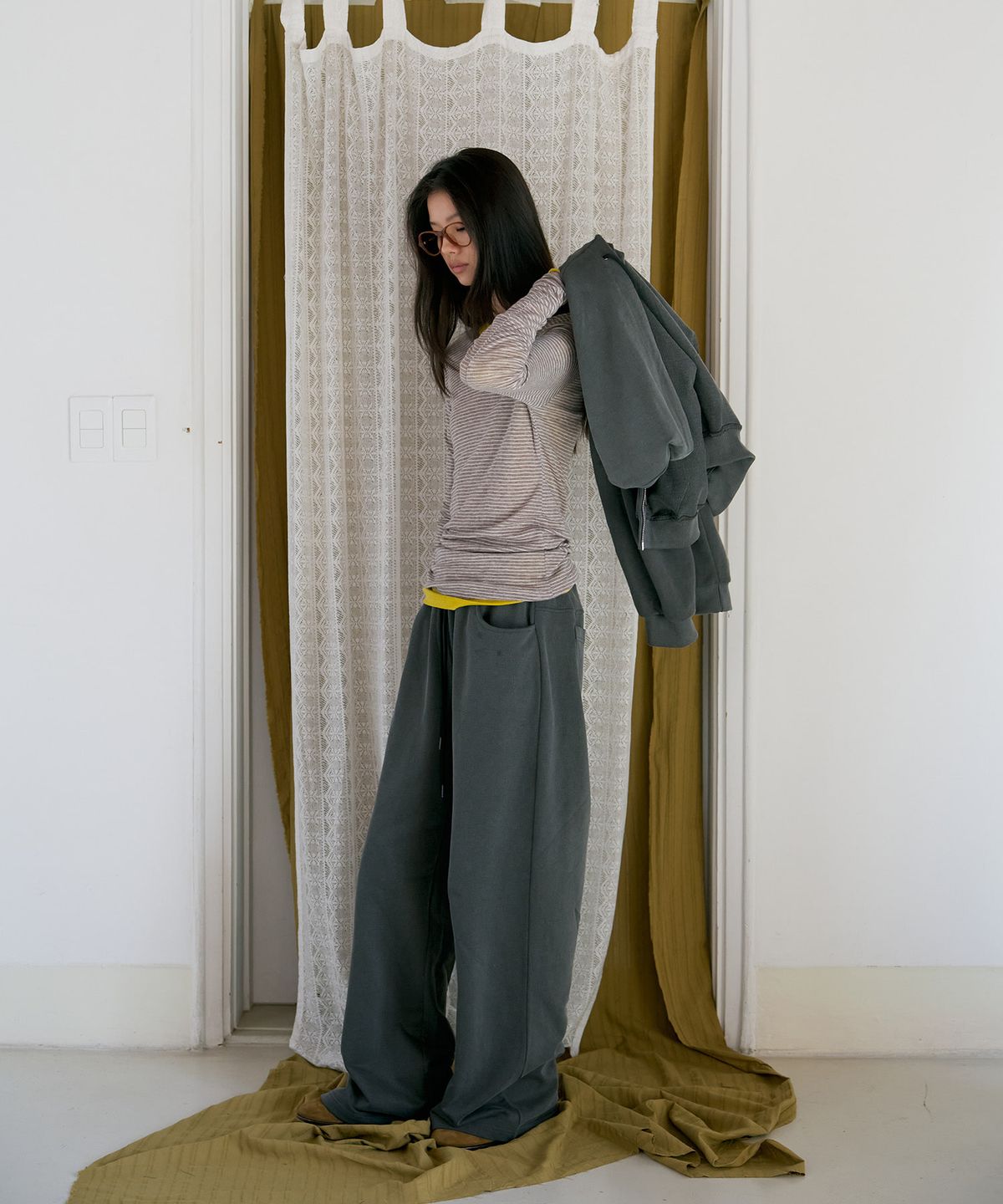 포에트서울(POETSEOUL) wide sweat pants_dark gray