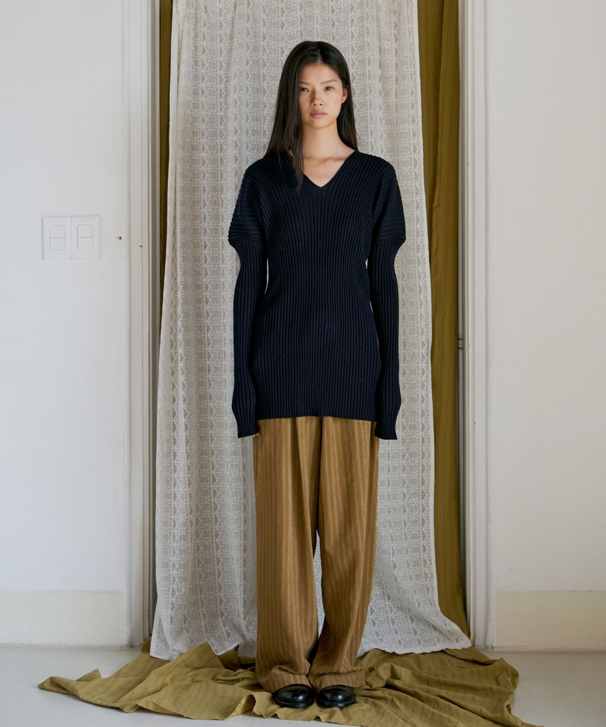 포에트서울(POETSEOUL) tonal stripe wide pants_brown