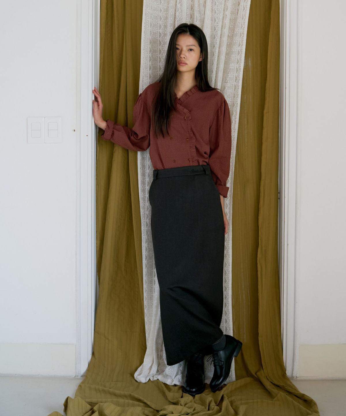 포에트서울(POETSEOUL) double button check blouse_wine