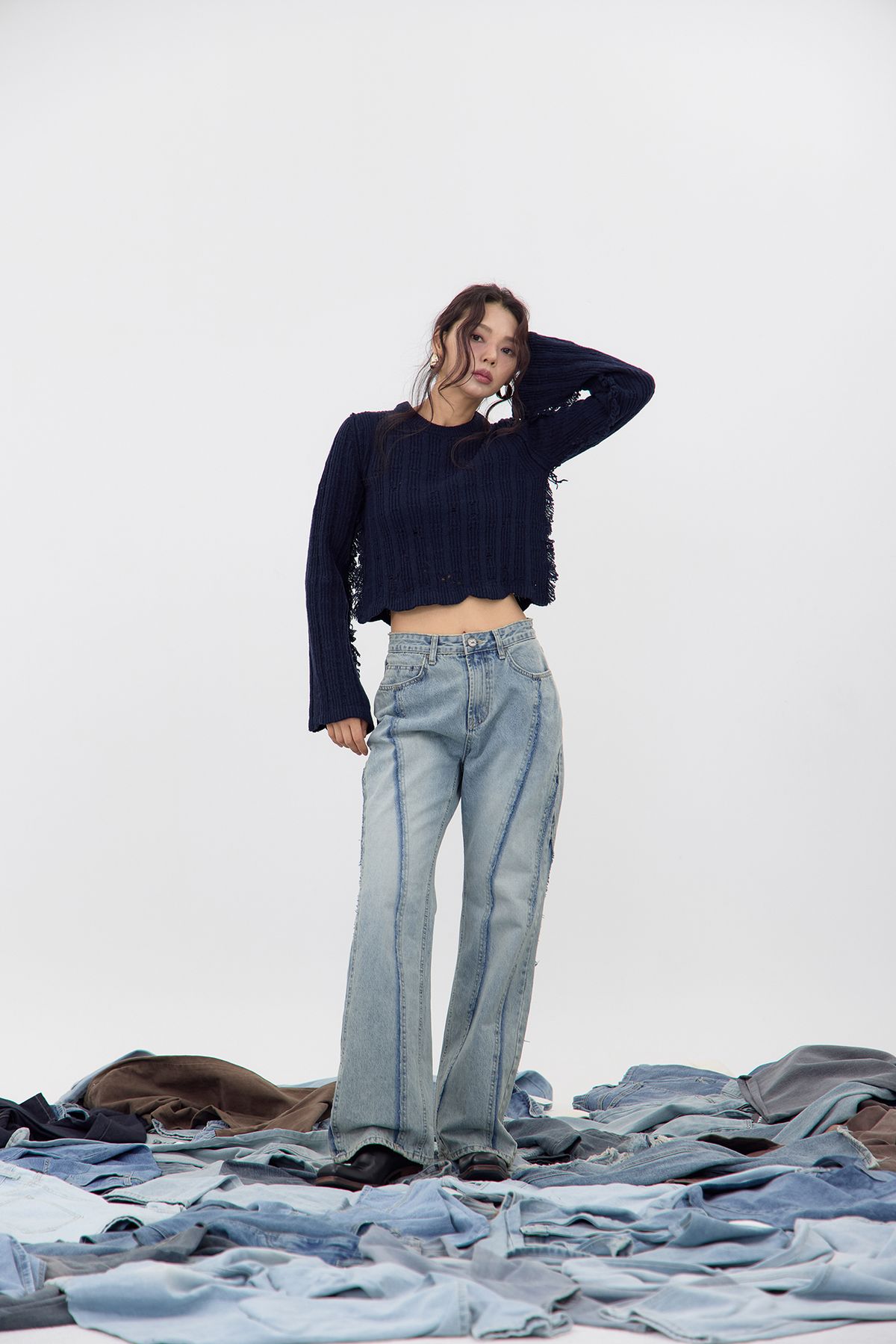 노 엑스트라 터치(NO EXTRA TOUCH) Boho Damage Knit (Navy) / 25FWKP001NA