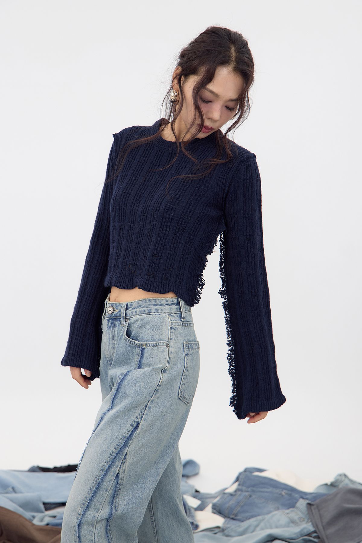 노 엑스트라 터치(NO EXTRA TOUCH) Boho Damage Knit (Navy) / 25FWKP001NA