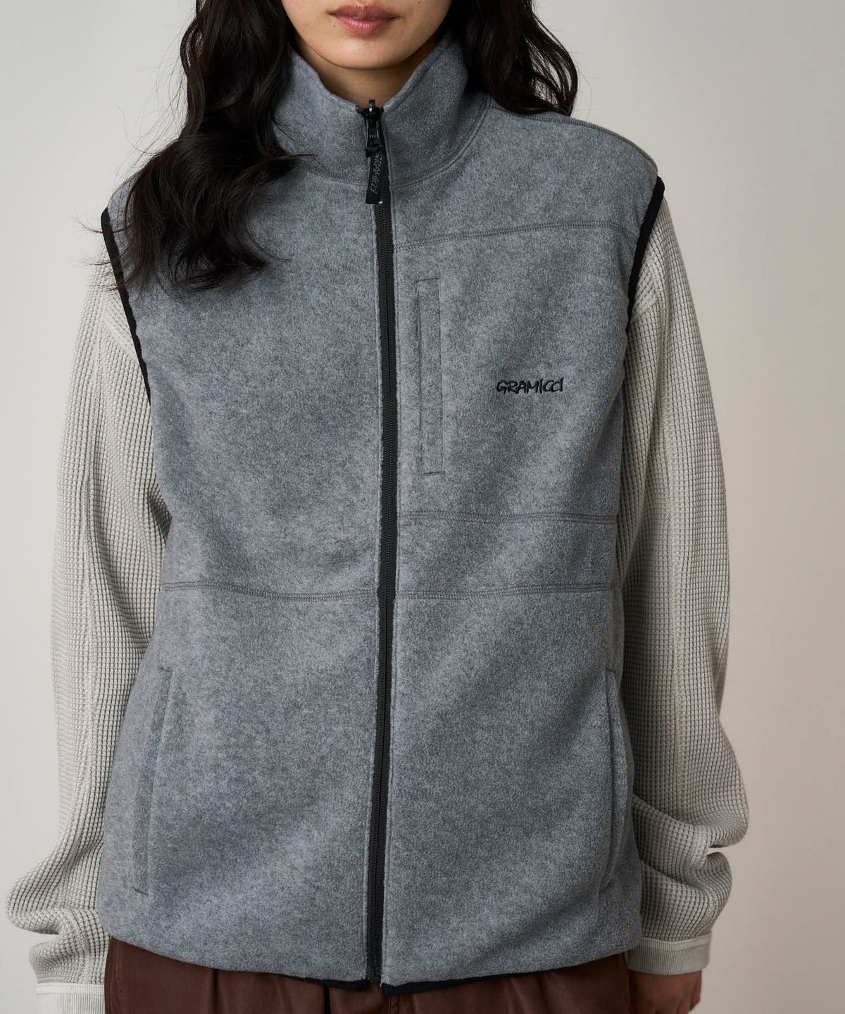그라미치(GRAMICCI) 써멀 리버시블 플리스 베스트 Heather Grey