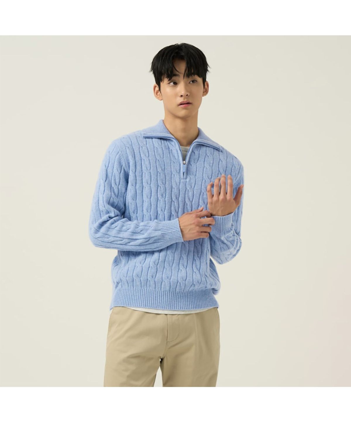 빈폴 멘(BEANPOLE MEN) 케이블 반집업 니트  스카이 블루