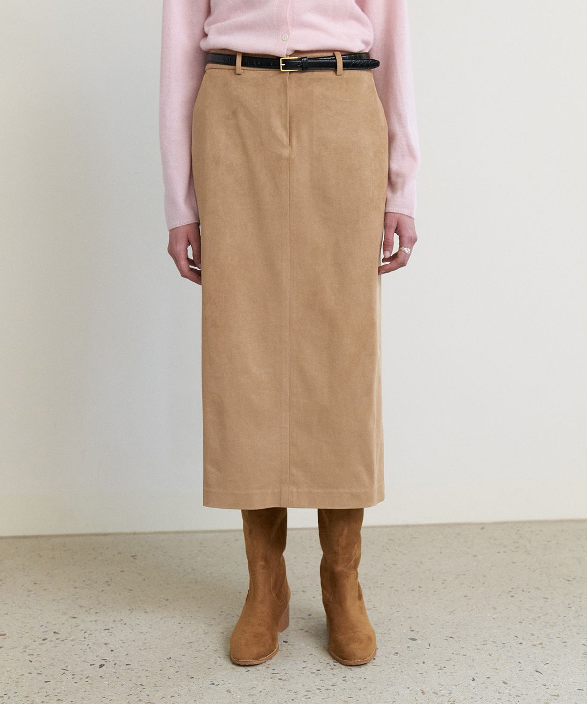 스텝어라운드(STEP AROUND) Suede H-line skirt_BEIGE