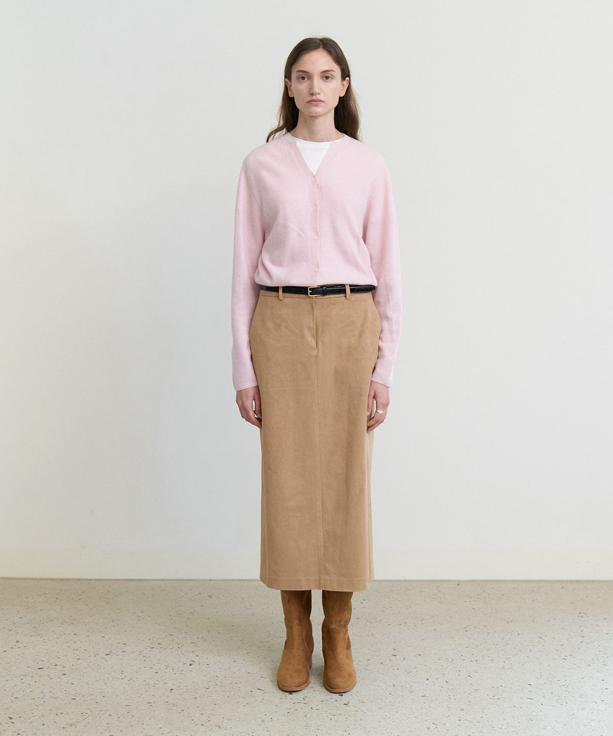 스텝어라운드(STEP AROUND) Suede H-line skirt_BEIGE