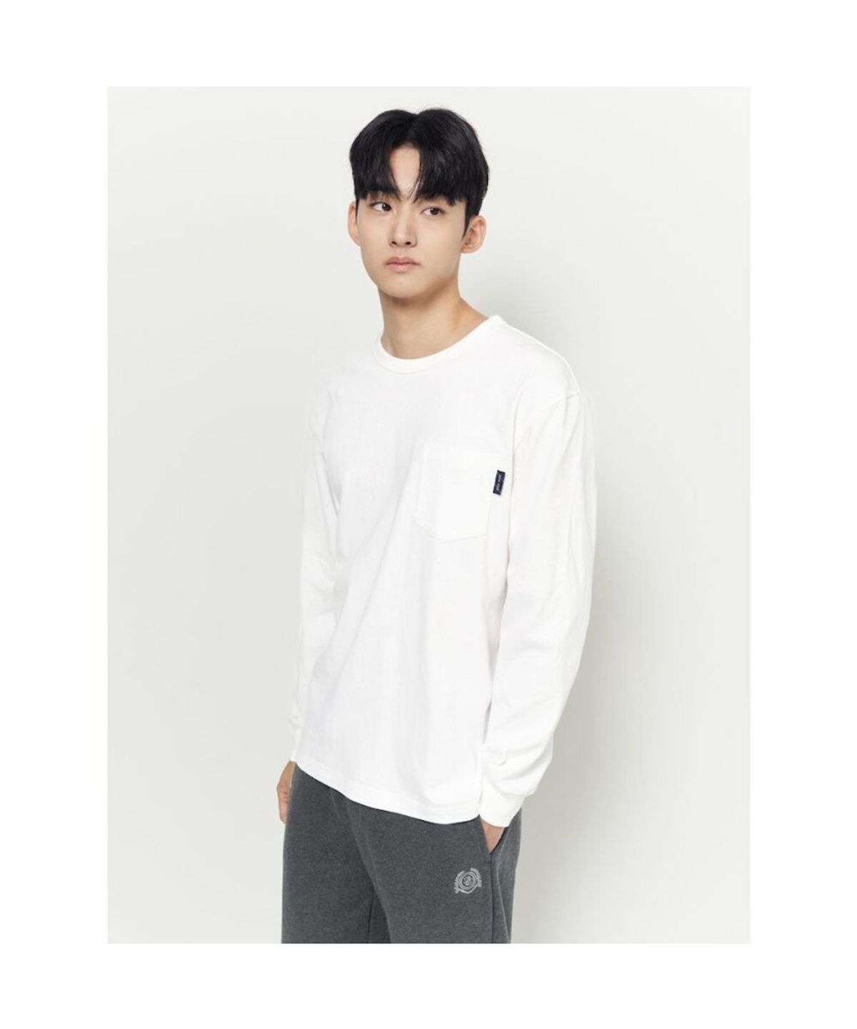 빈폴 멘(BEANPOLE MEN) 헤리티지 긴소매 라운드 티셔츠  아이보리