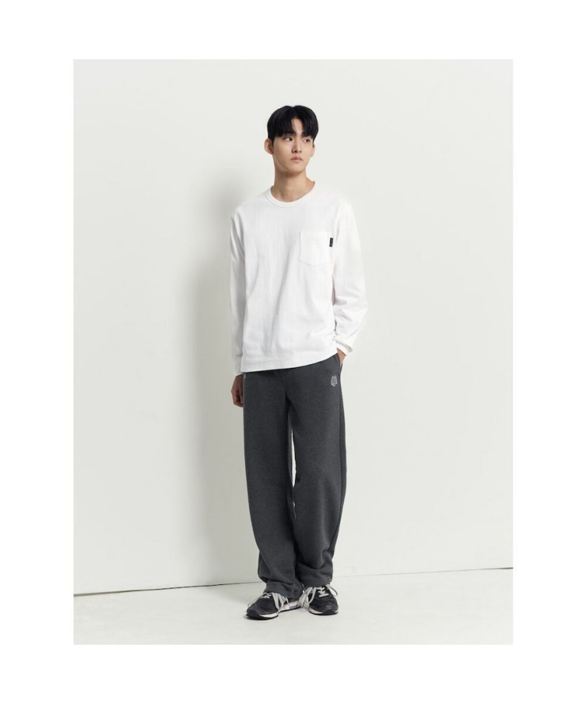 빈폴 멘(BEANPOLE MEN) 헤리티지 긴소매 라운드 티셔츠  아이보리