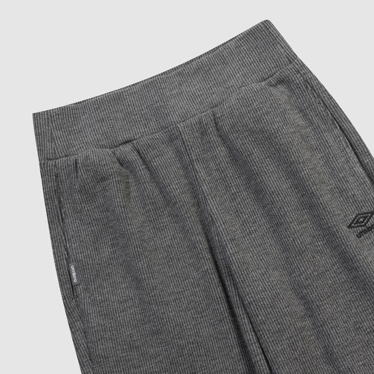 엄브로(UMBRO) 우먼스 골지 부츠컷 레깅스 차콜(UQ412CPFO1)