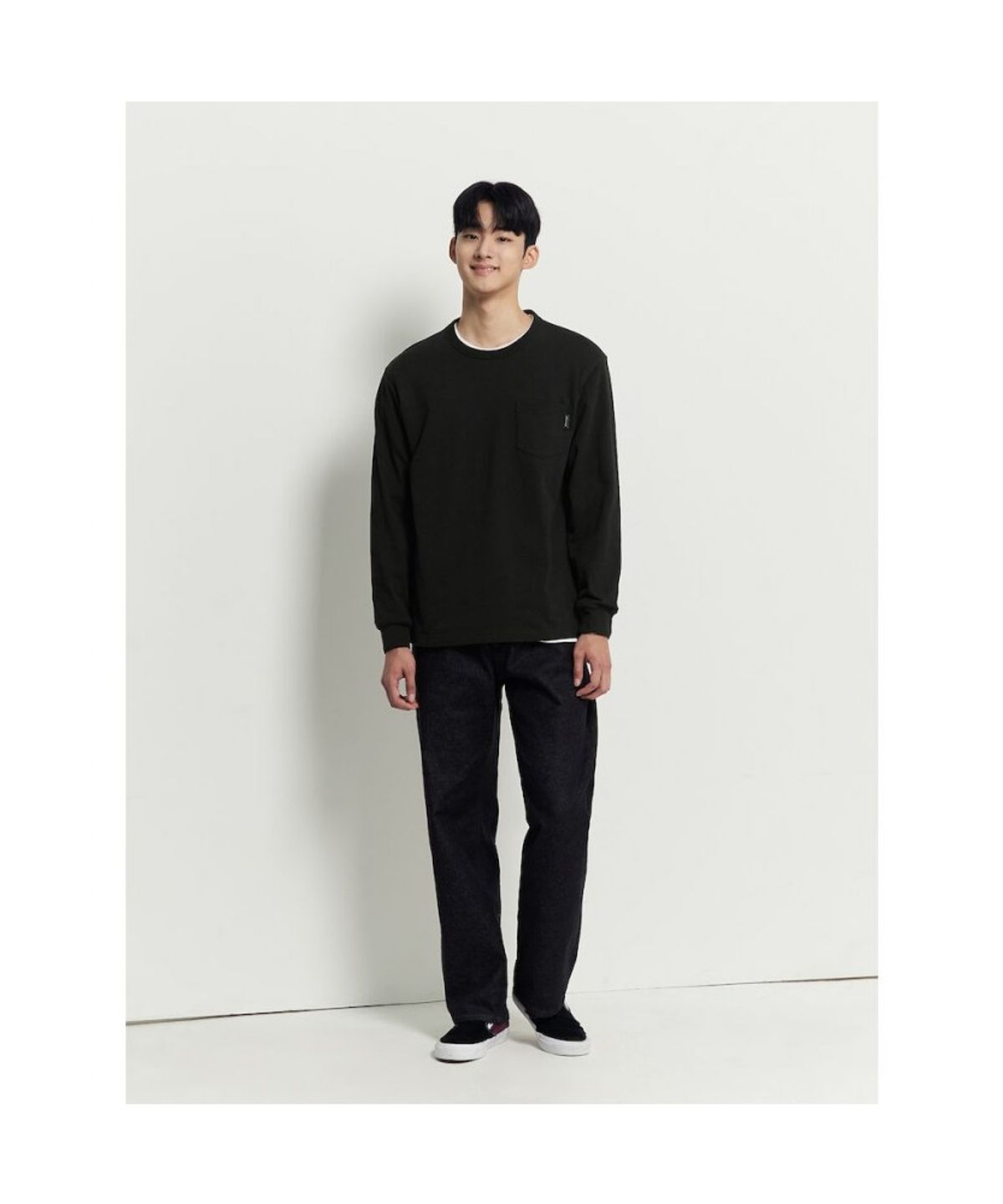 빈폴 멘(BEANPOLE MEN) 헤리티지 긴소매 라운드 티셔츠  블랙