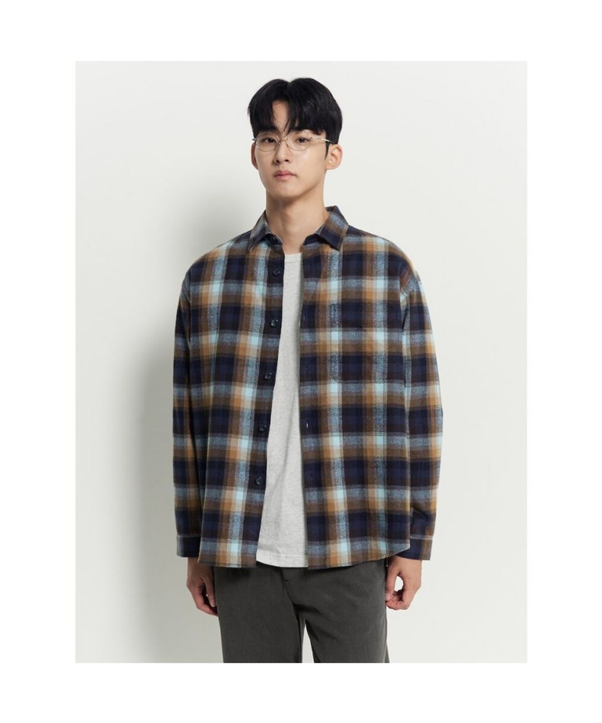 빈폴 멘(BEANPOLE MEN) 옴브레 체크 아우터형 셔츠  스카이 블루