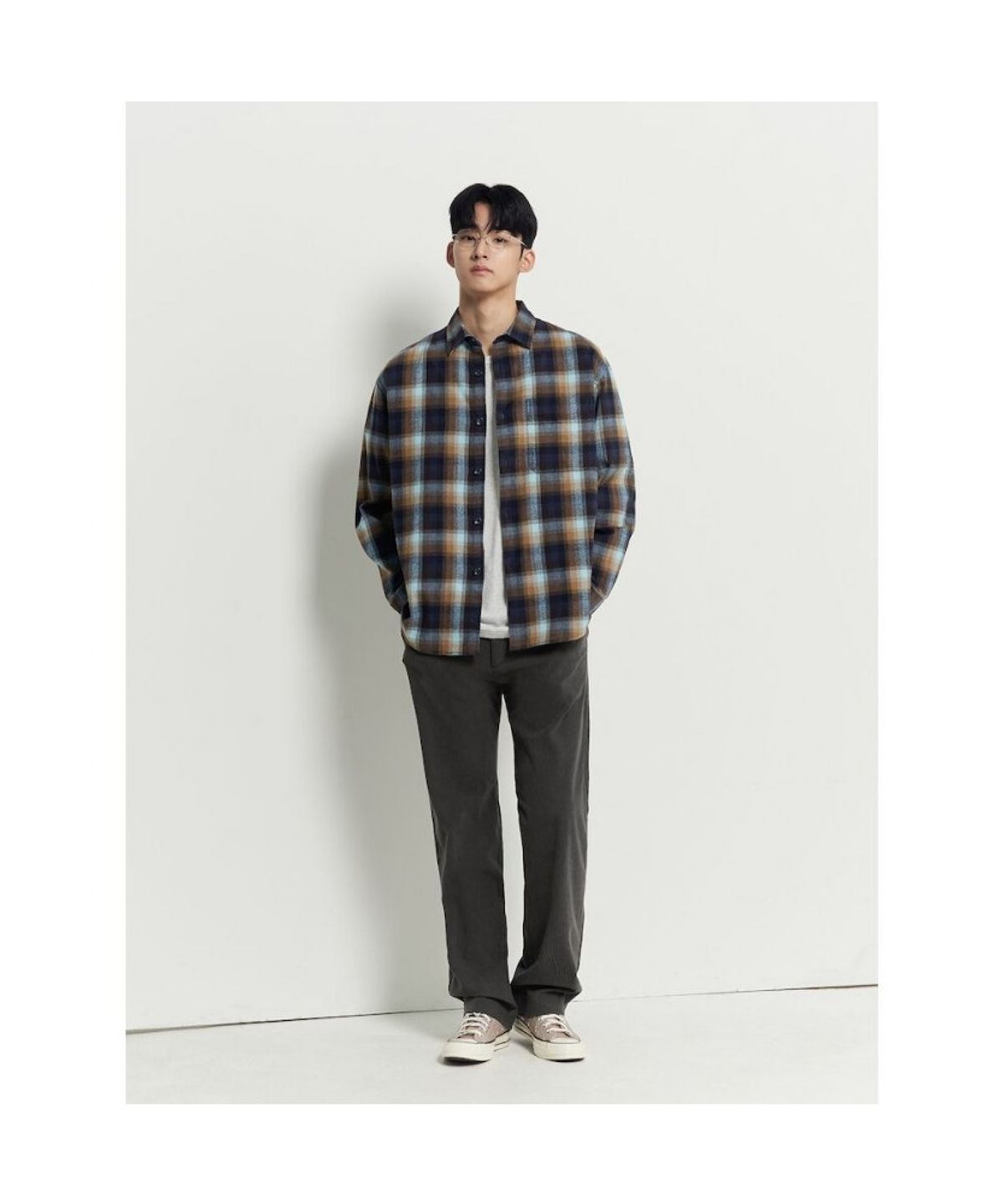 빈폴 멘(BEANPOLE MEN) 옴브레 체크 아우터형 셔츠  스카이 블루