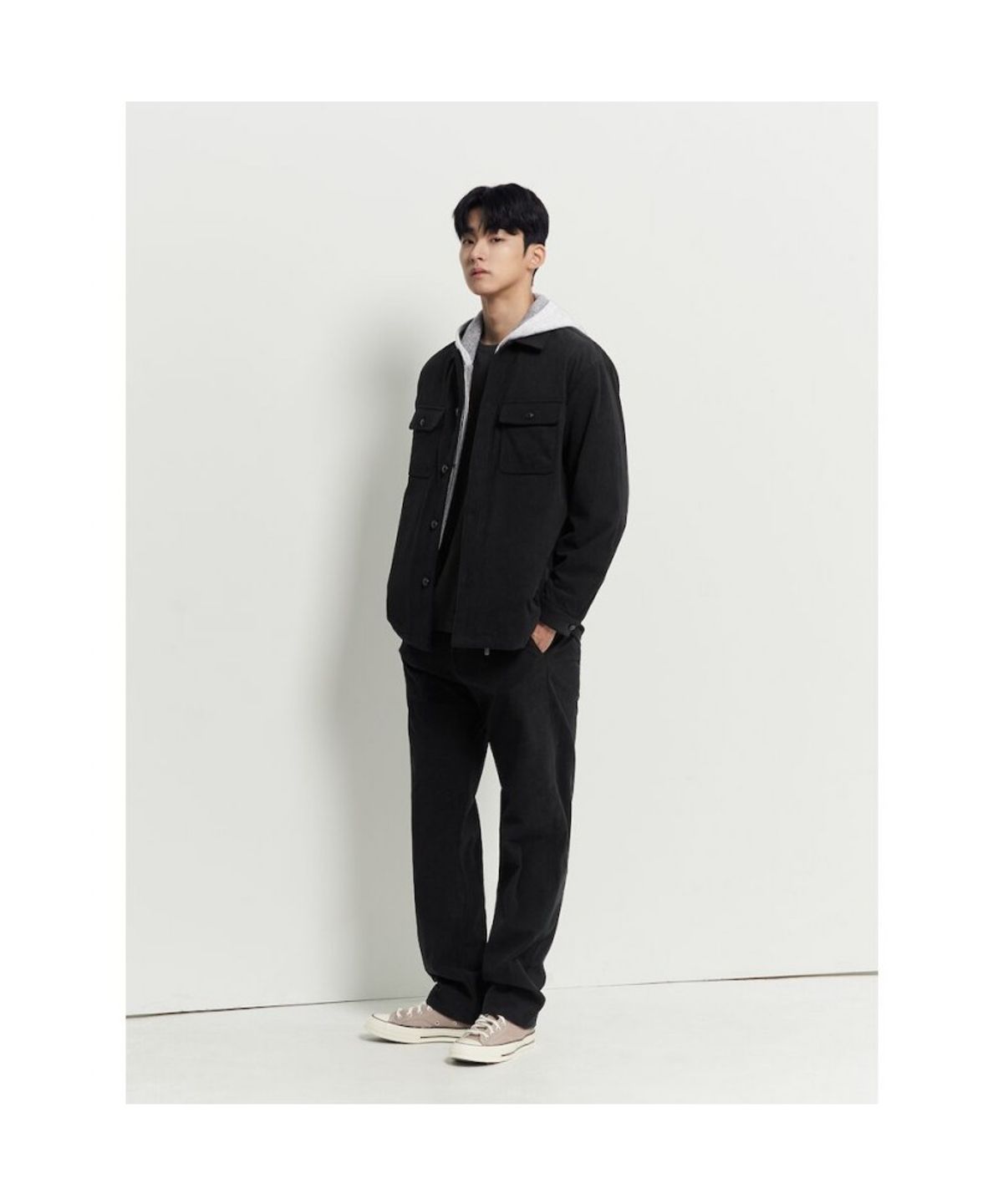 빈폴 멘(BEANPOLE MEN) 츄잉 코듀로이 컴포트핏 팬츠  블랙