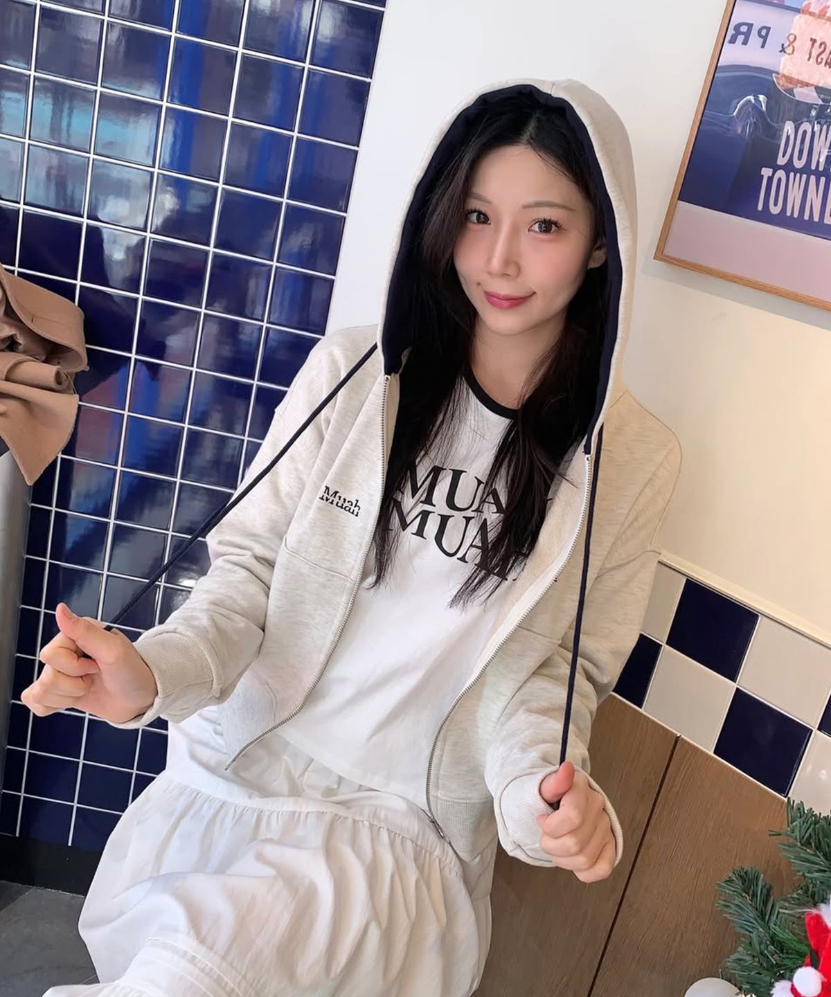 무아무아(MUAHMUAH) 스티치 콤비 후드집업 [4color]