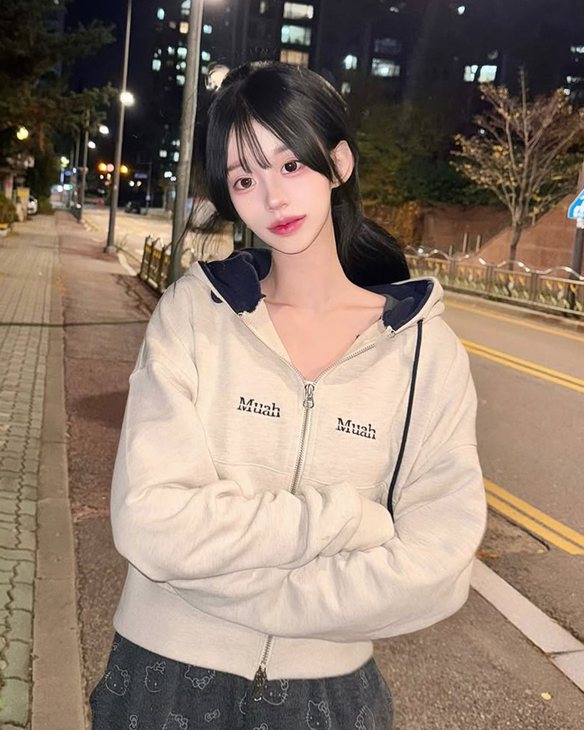 무아무아(MUAHMUAH) 스티치 콤비 후드집업 [4color]