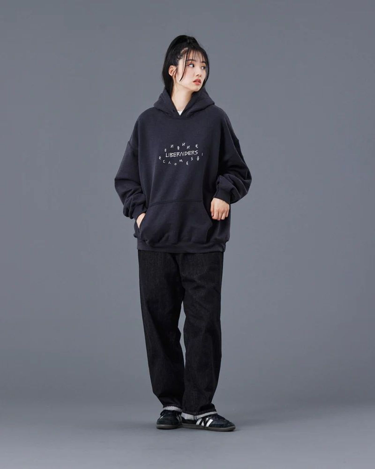 찬스클로딩(CHANCE CLOTHING) TIFINAGH EMBROIDERY HOODIE - BLACK