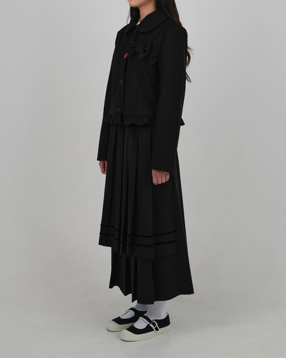 로액슈얼(LO AXUAL) PETER PAN COLLAR RIBBON JACKET_BLACK