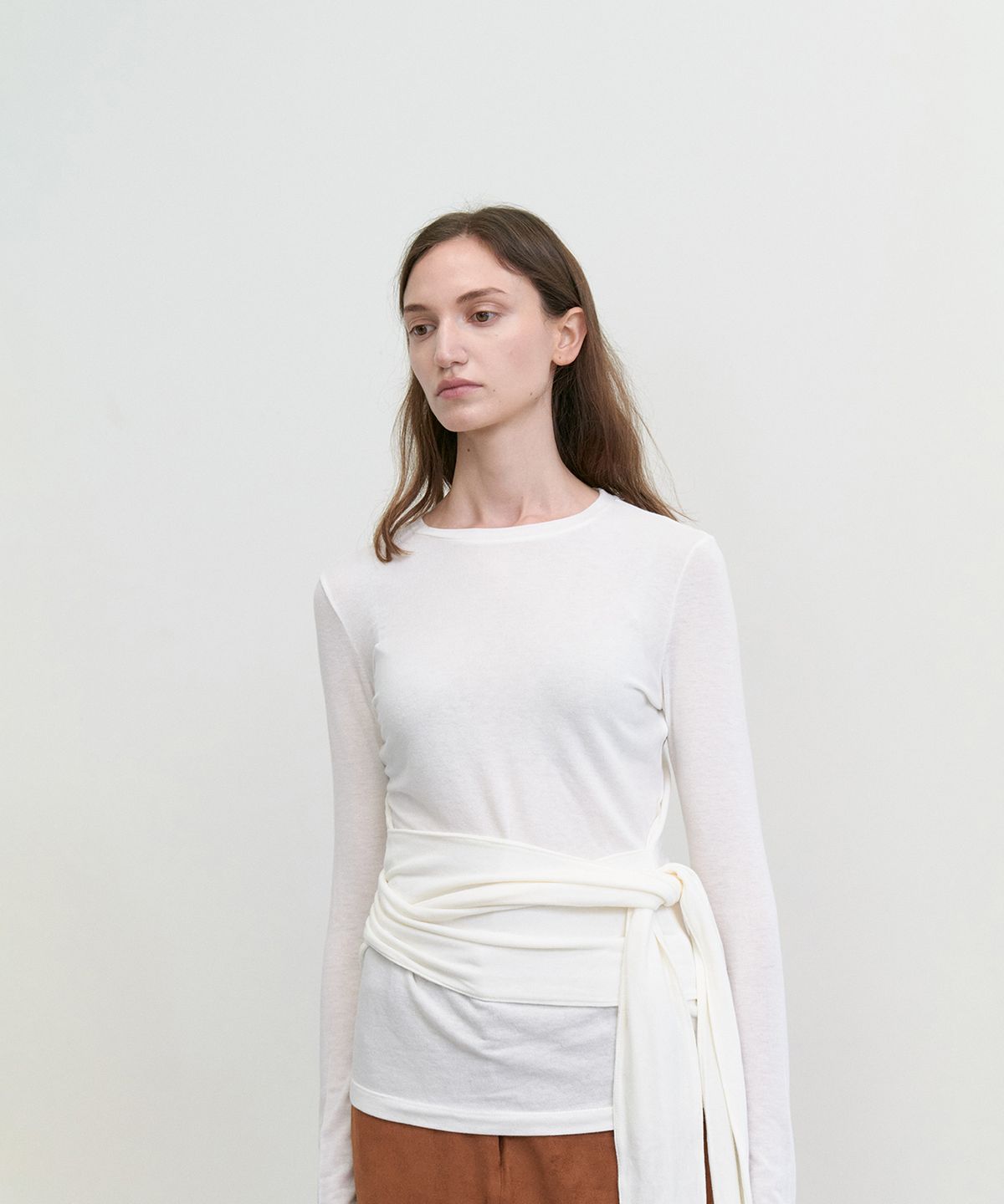 스텝어라운드(STEP AROUND) Waist wrap round wool t-shirts_IVORY