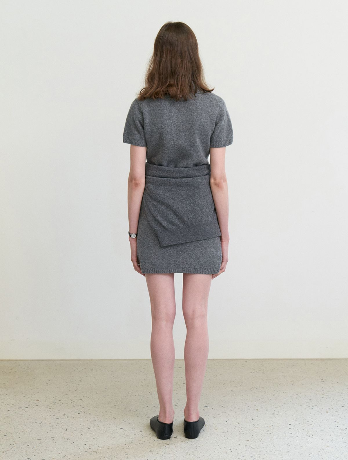 스텝어라운드(STEP AROUND) Cashmere collar mid one-piece_GREY