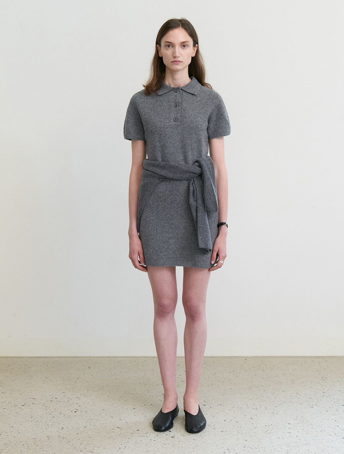 스텝어라운드(STEP AROUND) Cashmere collar mid one-piece_GREY