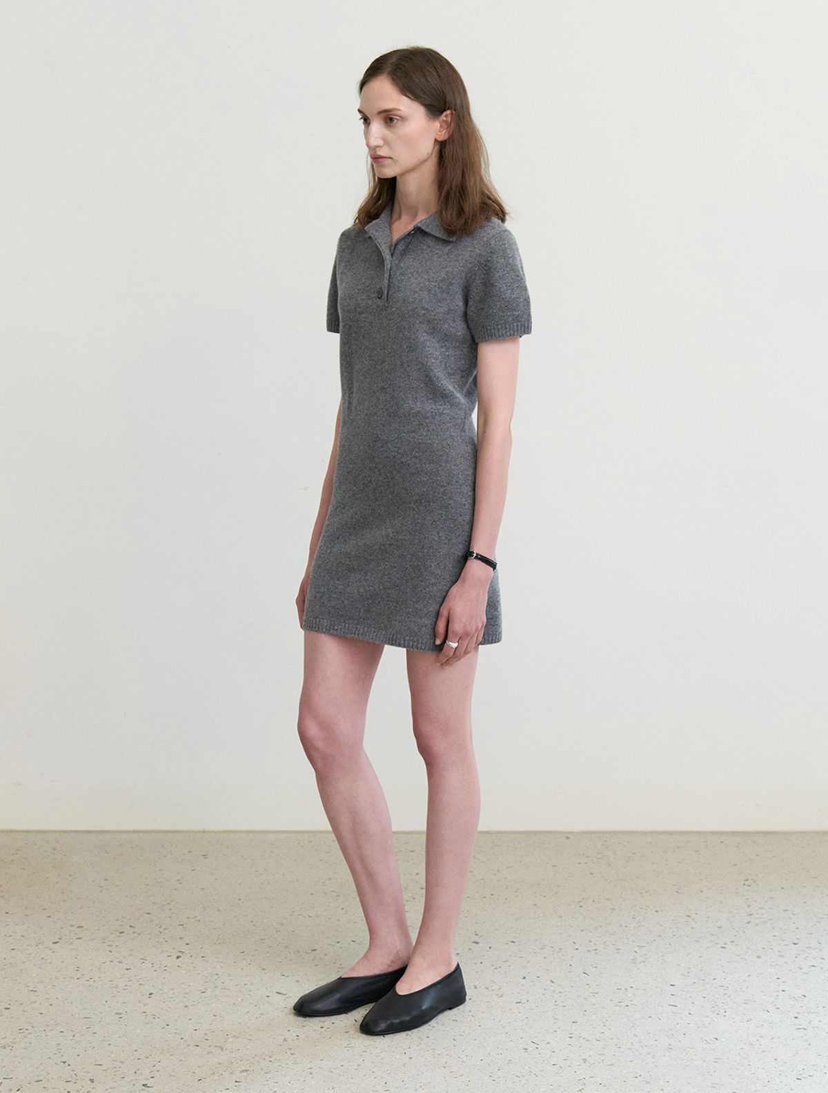 스텝어라운드(STEP AROUND) Cashmere collar mid one-piece_GREY