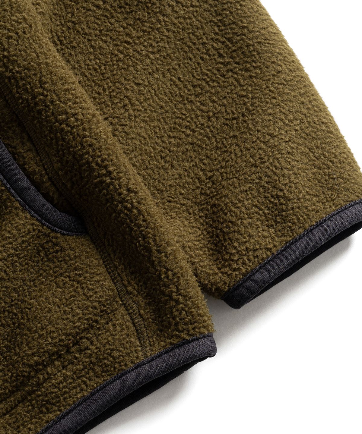 와일드 브릭스(WILD BRICKS) W24 FLEECE PULLOVER (olive)