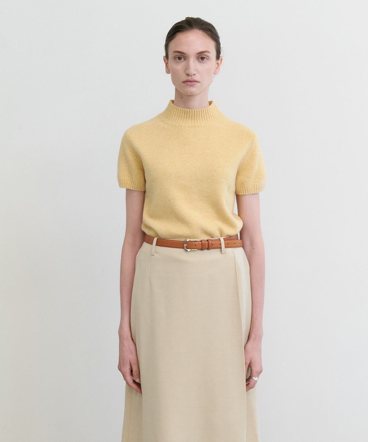 스텝어라운드(STEP AROUND) Mar crop half knit_MUSTARD