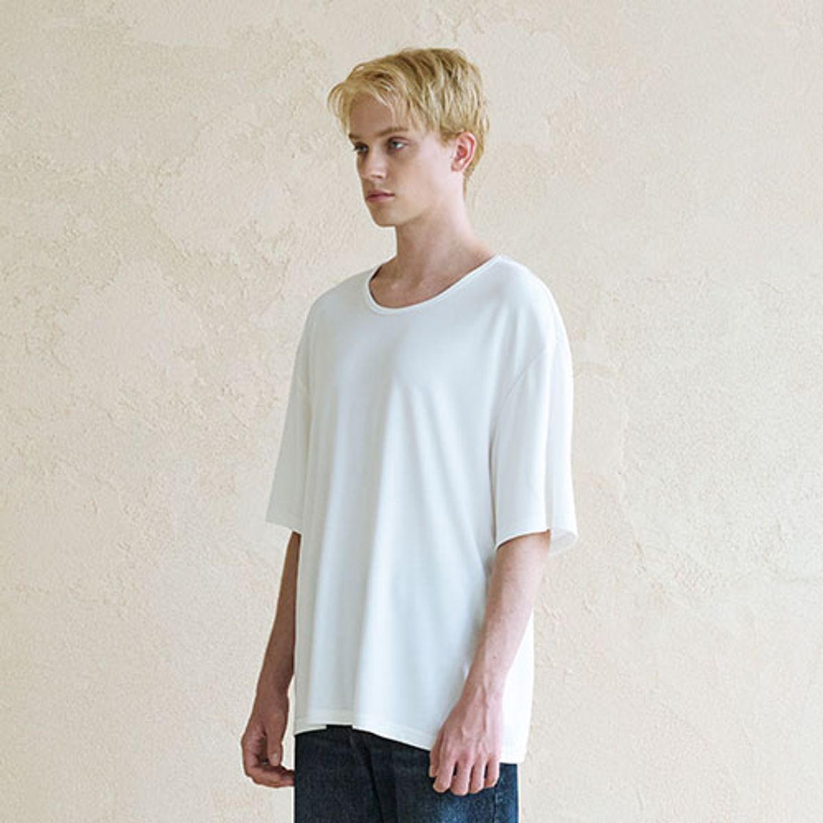 칠사(CHILLSA) SW Over Fit Sleeveless_White