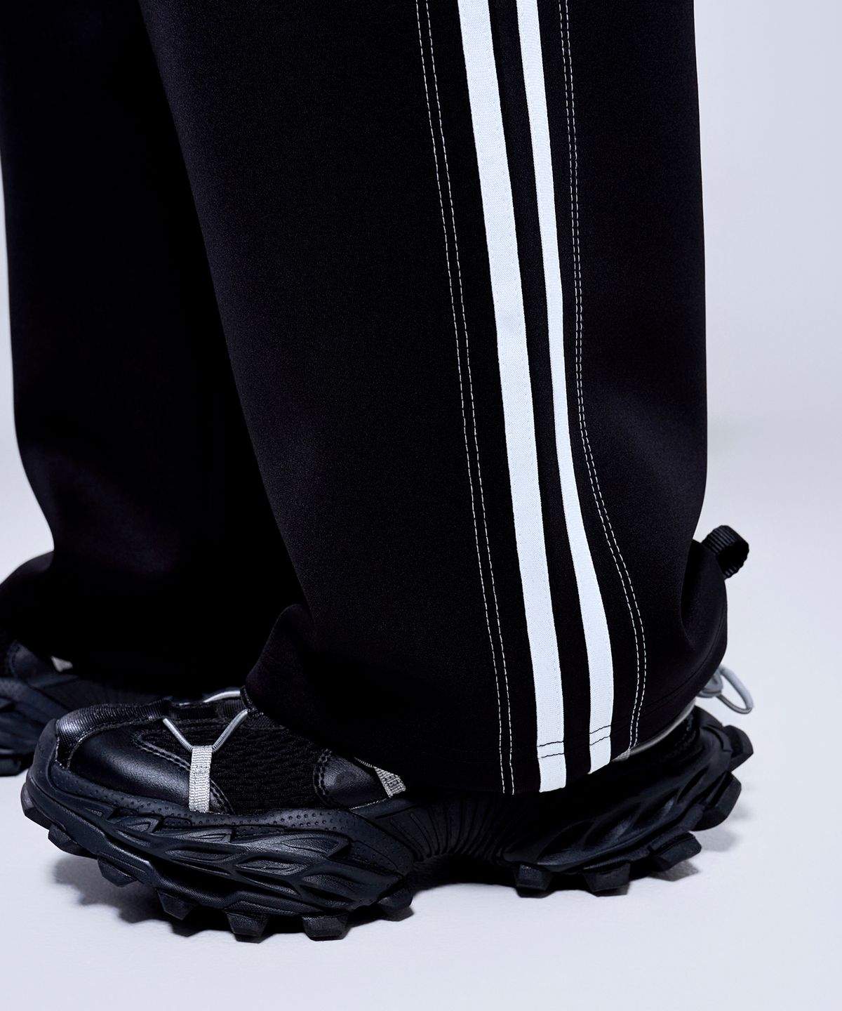 피지컬가먼츠(PHYSICAL GARMENTS) P2586 쿼드라인 와이드팬츠 [블랙]