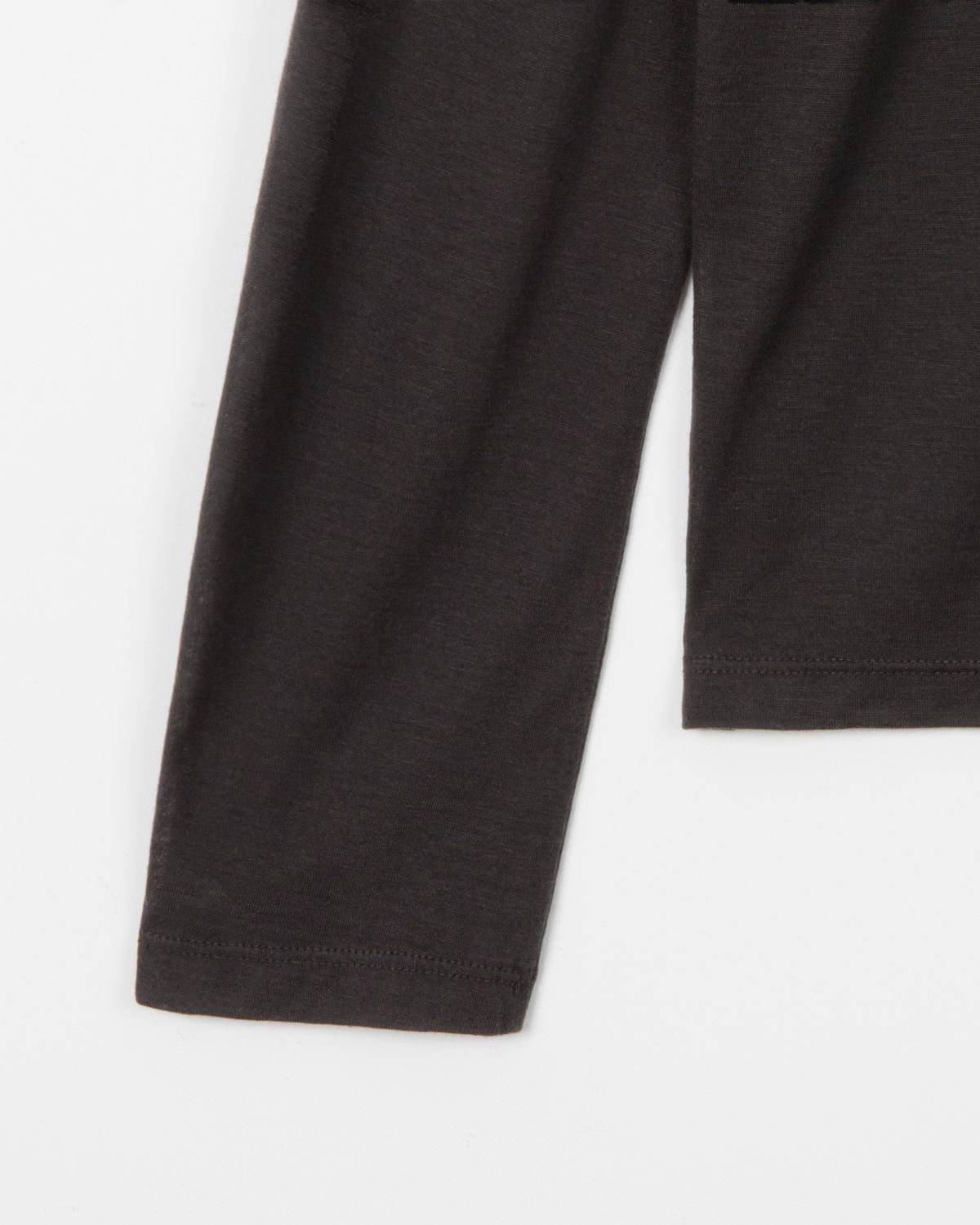 디앤드퀘스천(THEENDQUESTION) Sheer turtleneck t-shirt / DARK GRAY