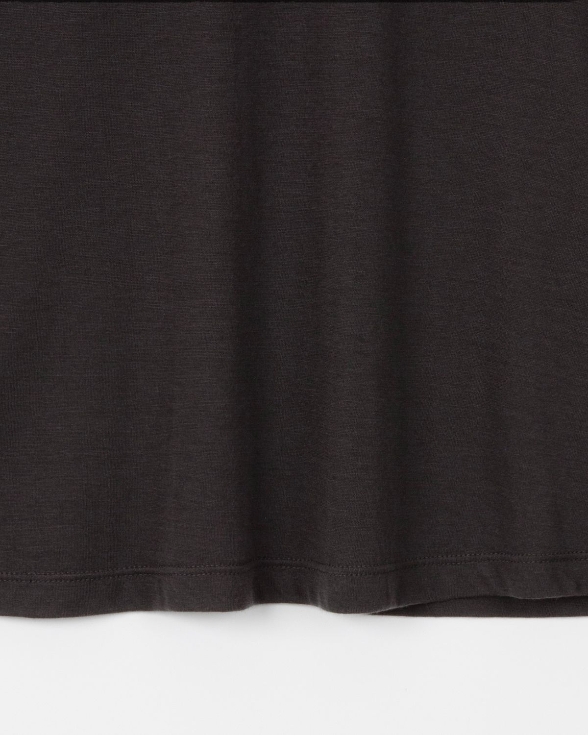 디앤드퀘스천(THEENDQUESTION) Sheer turtleneck t-shirt / DARK GRAY