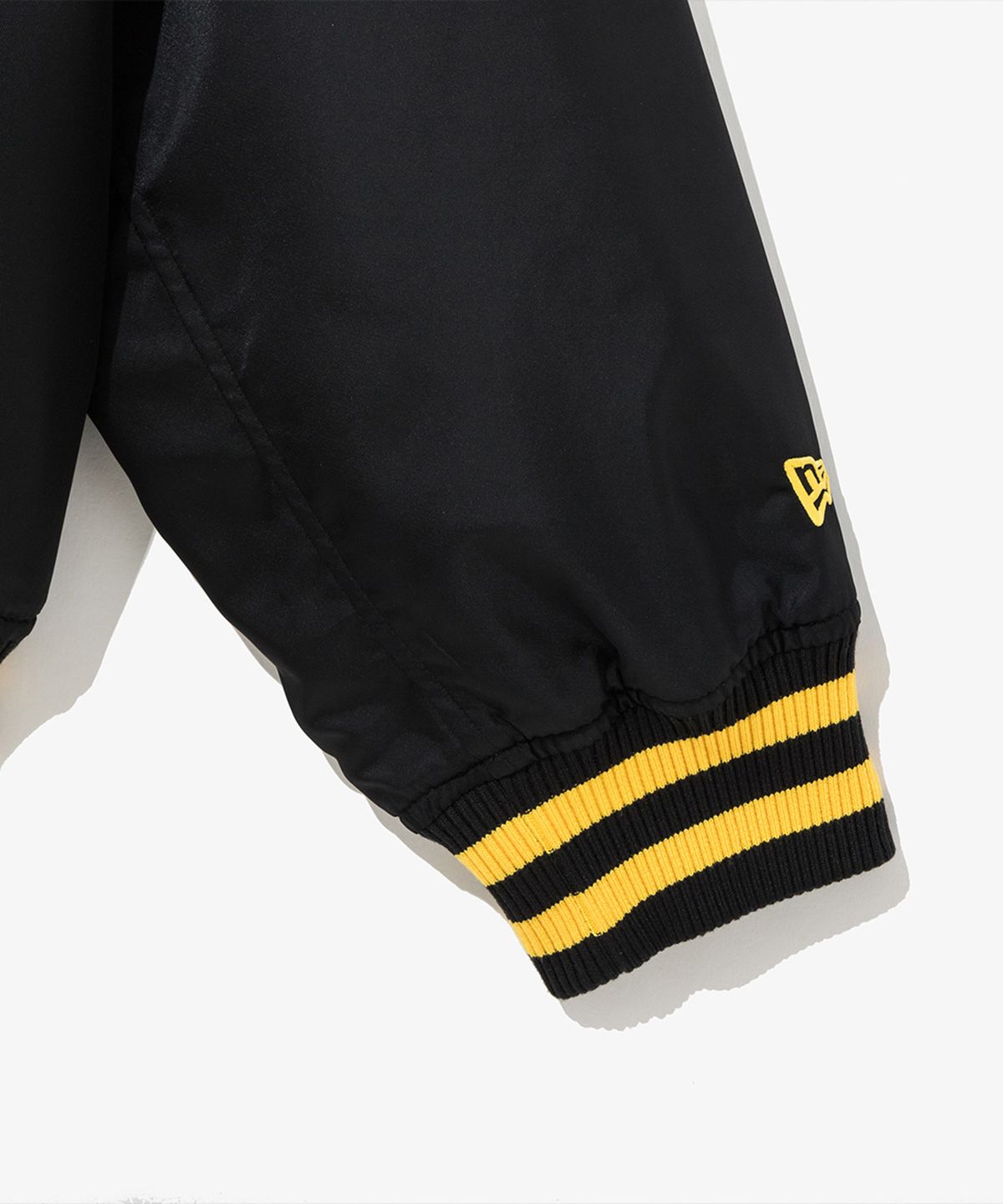 뉴에라(NEW ERA) MLB 피츠버그 파이어리츠 어센틱 스타디움 재킷 블랙