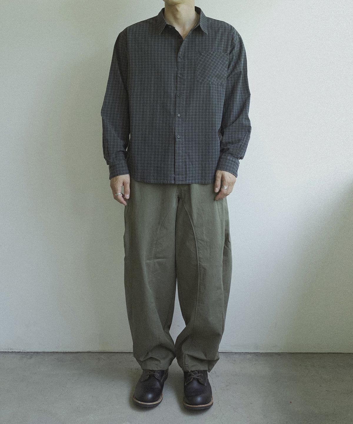 시도(SIIIIDO) CASTILLO FOLD & LINE TP EASY PANTS #1