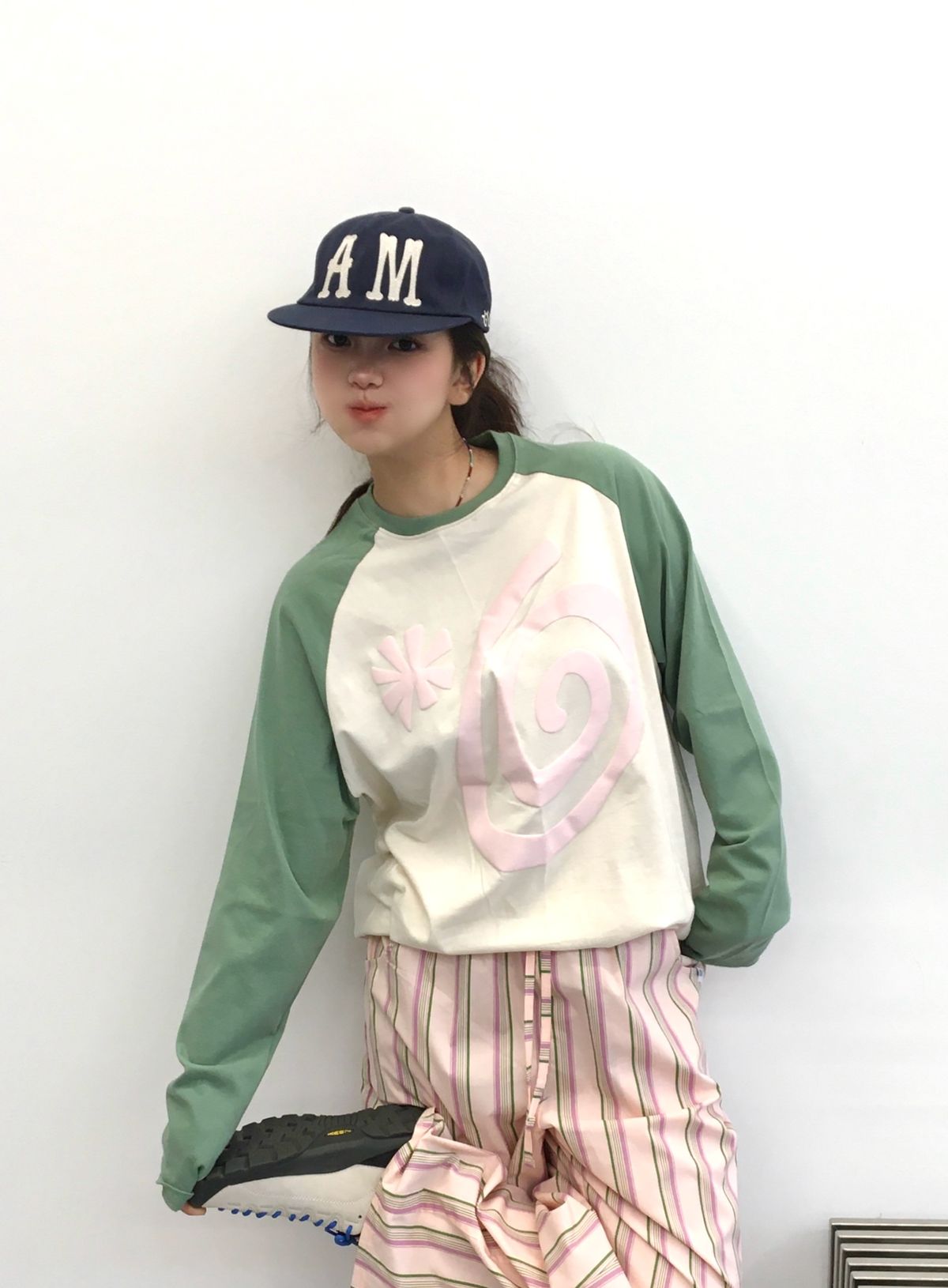 아모우(AMOU) Molly Reglan Long Sleeve GREEN