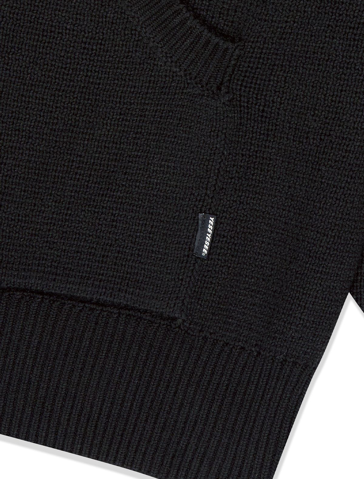 예스아이씨(YESEYESEE) Front Pocket knit Zip-up Black