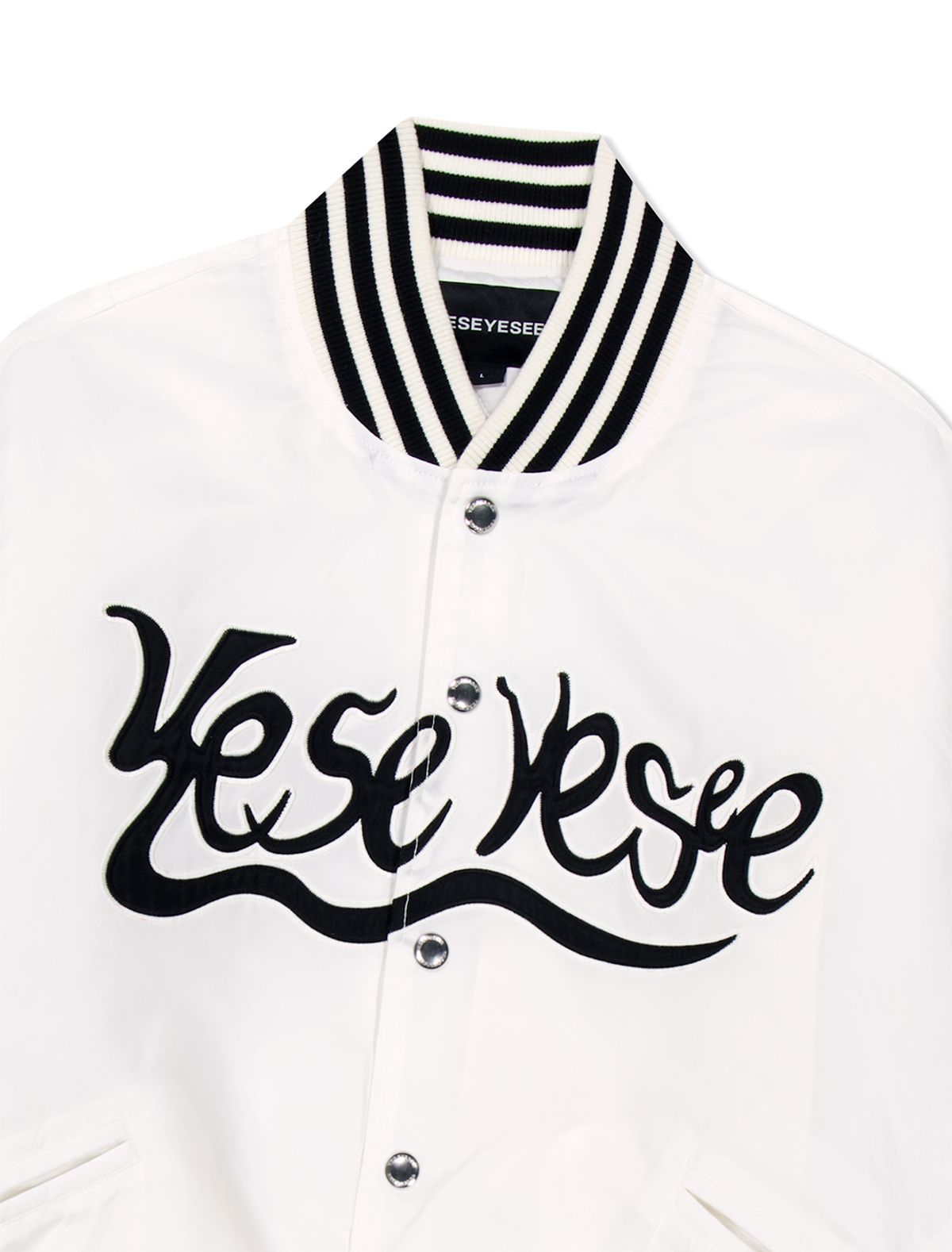 예스아이씨(YESEYESEE) Y.E.S Snail Logo Stadium Jacket White
