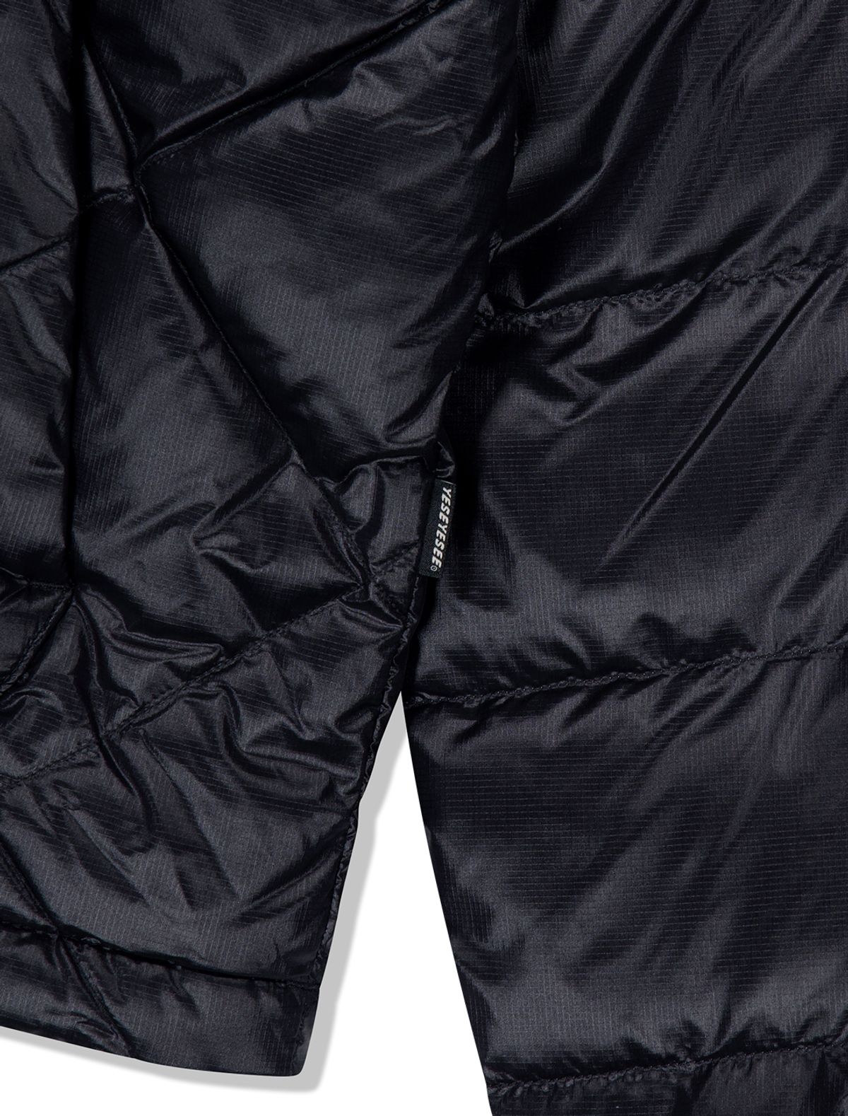 예스아이씨(YESEYESEE) Wafer Goose Down Jacket Black