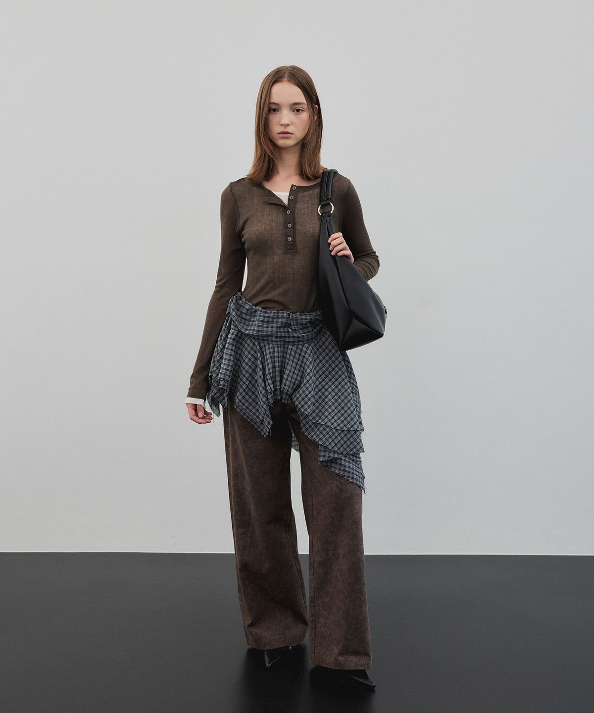 크리스틴프로젝트(CHRISTINE PROJECT) FLOW HOBO BAG MEDIUM(BLACK PEPPER)