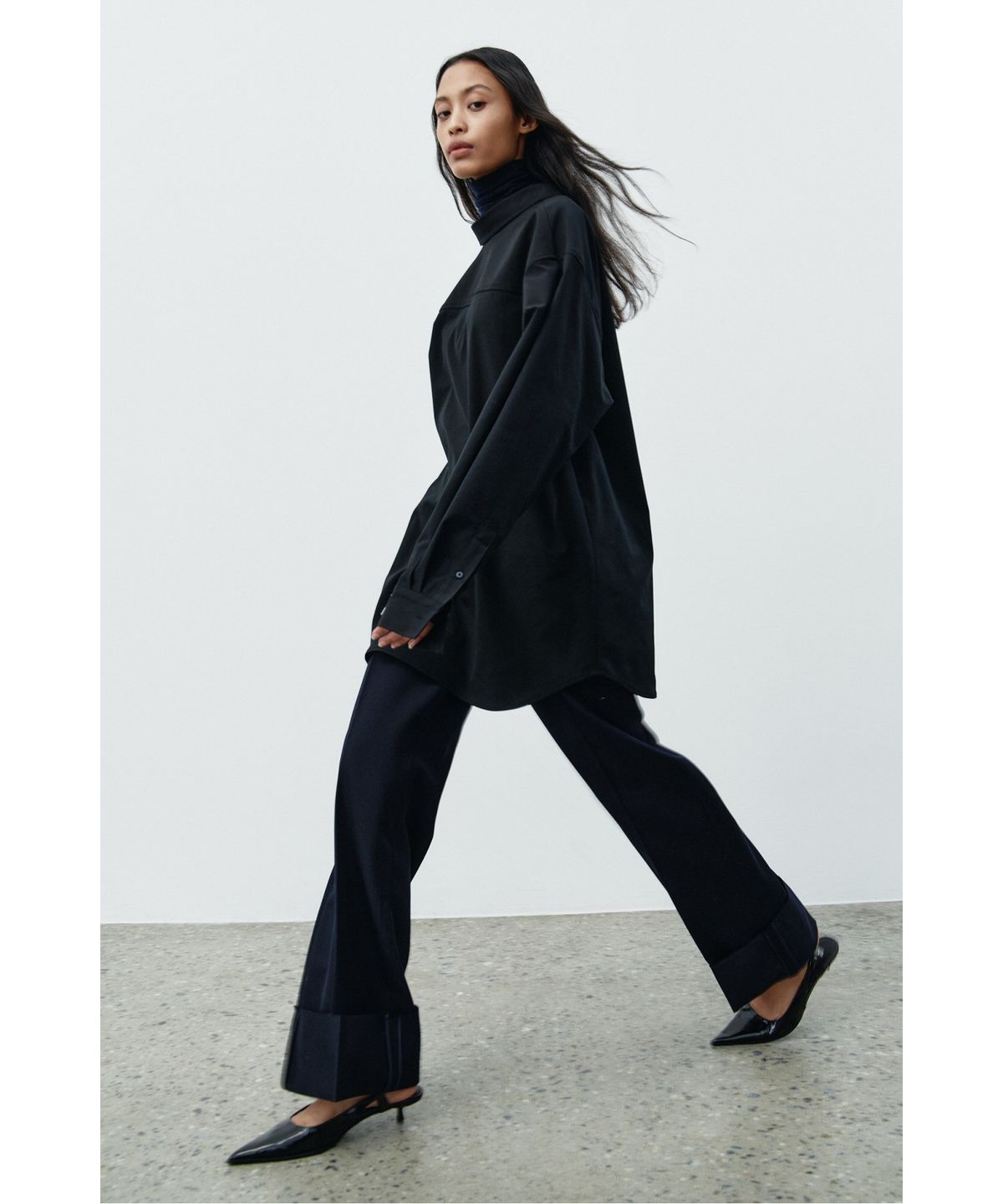 래코드(RECODE) Backward Oversized Shirt RQSAW25524BKX