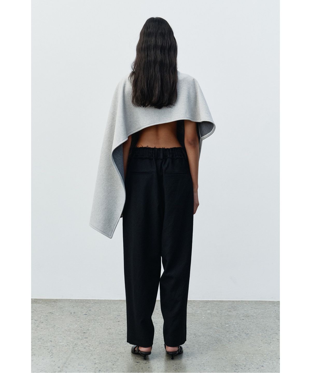 래코드(RECODE) Belted Drape Shawl RYAAW25543GYX